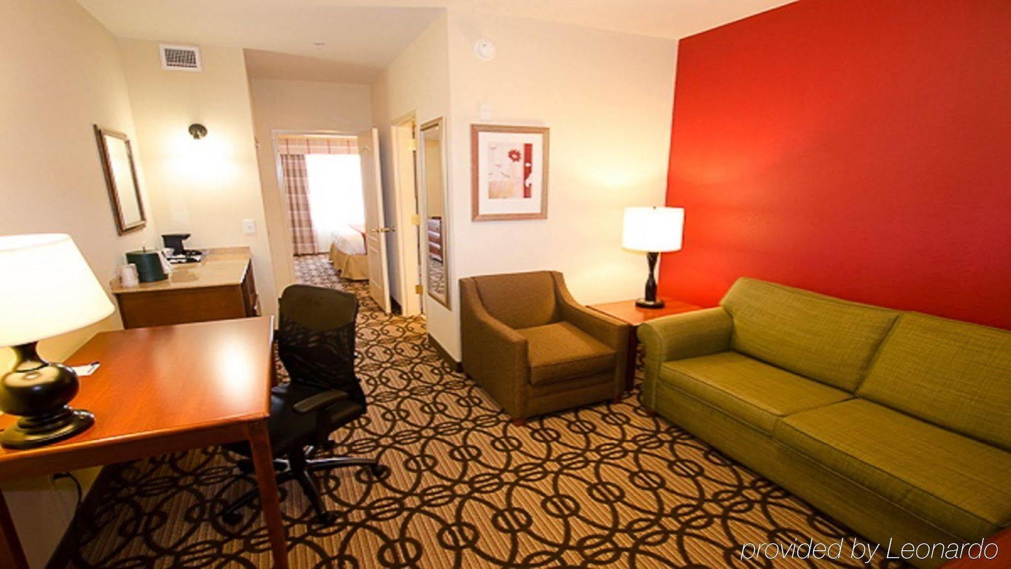 Holiday Inn Express Hotel & Suites Lagrange I-85 By Ihg Buitenkant foto