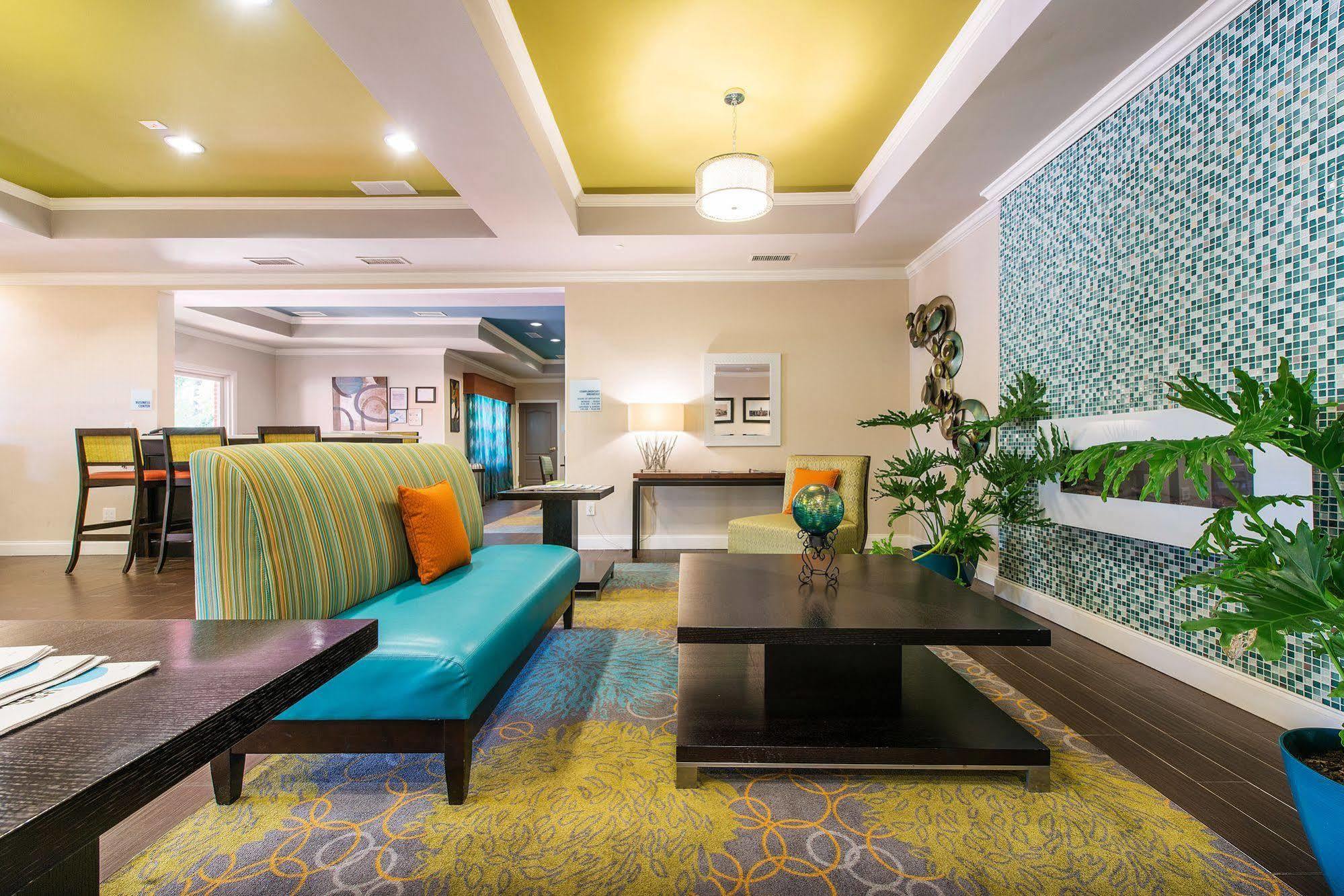 Holiday Inn Express Hotel & Suites Lagrange I-85 By Ihg Buitenkant foto